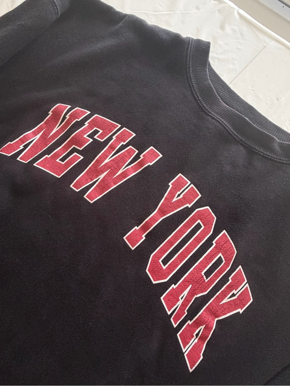 John Galt by Brandy Melville New York Graphic Crewneck Sweatshirt - Black - Picture 4 of 9